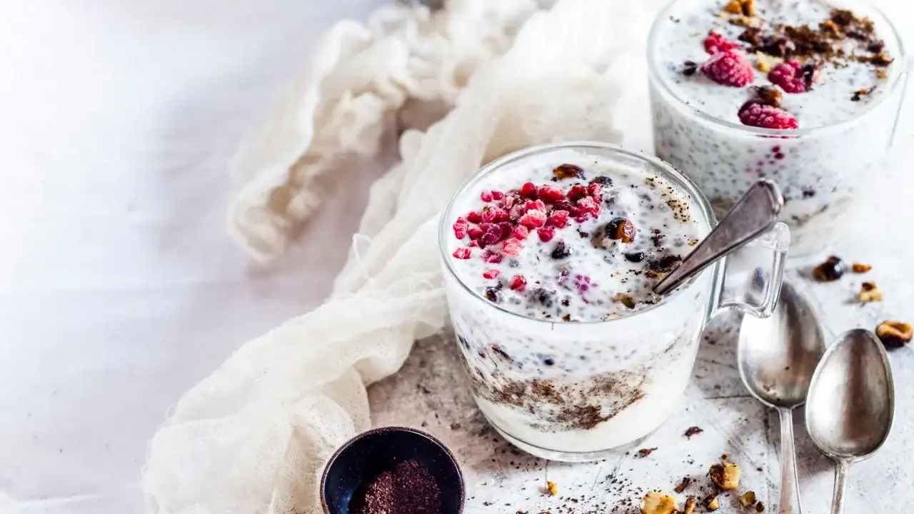 Semi di Chia nello Yogurt - La Guida per una Colazione Perfetta