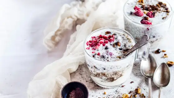 Semi di Chia nello Yogurt - La Guida per una Colazione Perfetta